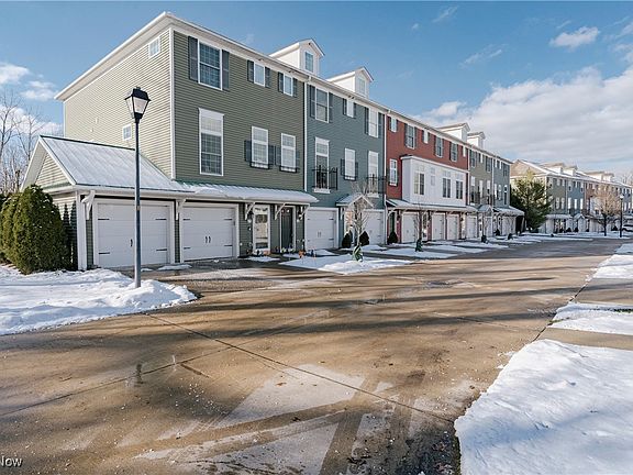 2nd image of 26 Grandview Dr