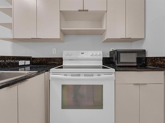 5th image of 1421 SW 3rd St APT 208