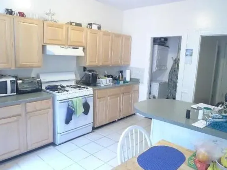 36 Calumet St #2B — Photo 2