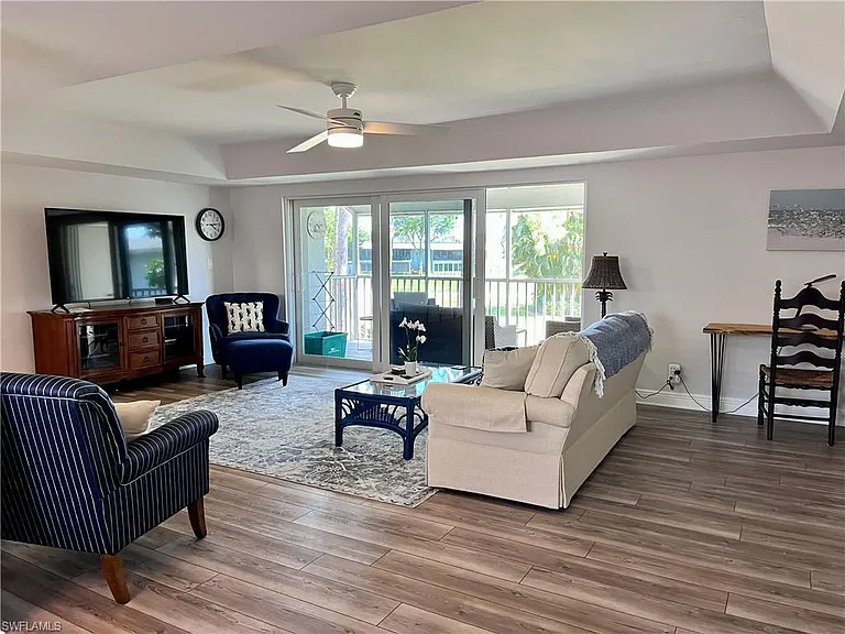 202 Peppermint Ln #2 — Photo 8