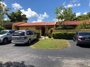 8718 SW 148th Pl, Miami, FL 33193