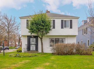 18330 Lomond Blvd, Shaker Heights, OH