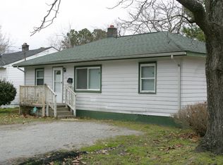 110 N 10th St, Suffolk, VA 23434