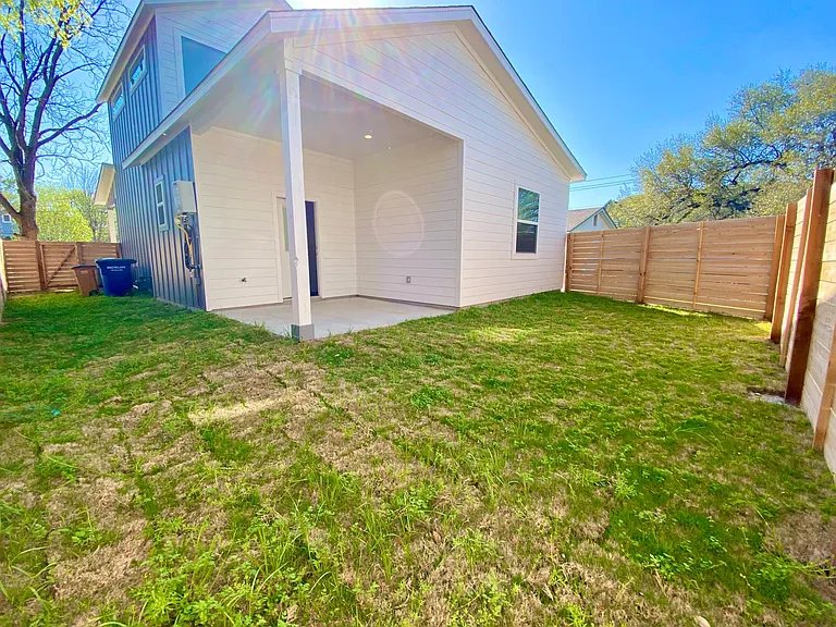 6102 Caddie St #A — Photo 28