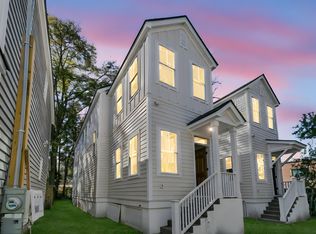 9 Lapps Ct, Charleston, SC 29403