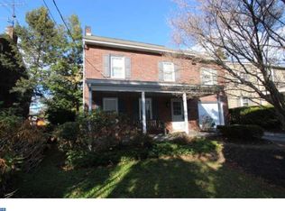 49 N Kinzer Ave, New Holland, PA