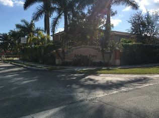 16556 SW 47th Ter, Miami, FL 33185