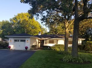 3347 Krenn Ave, Highland Park, IL 60035
