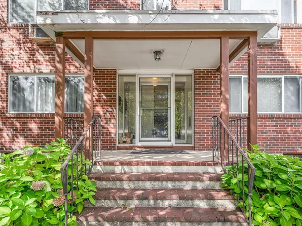 78-80 Apsley St #4, Hudson, MA 01749