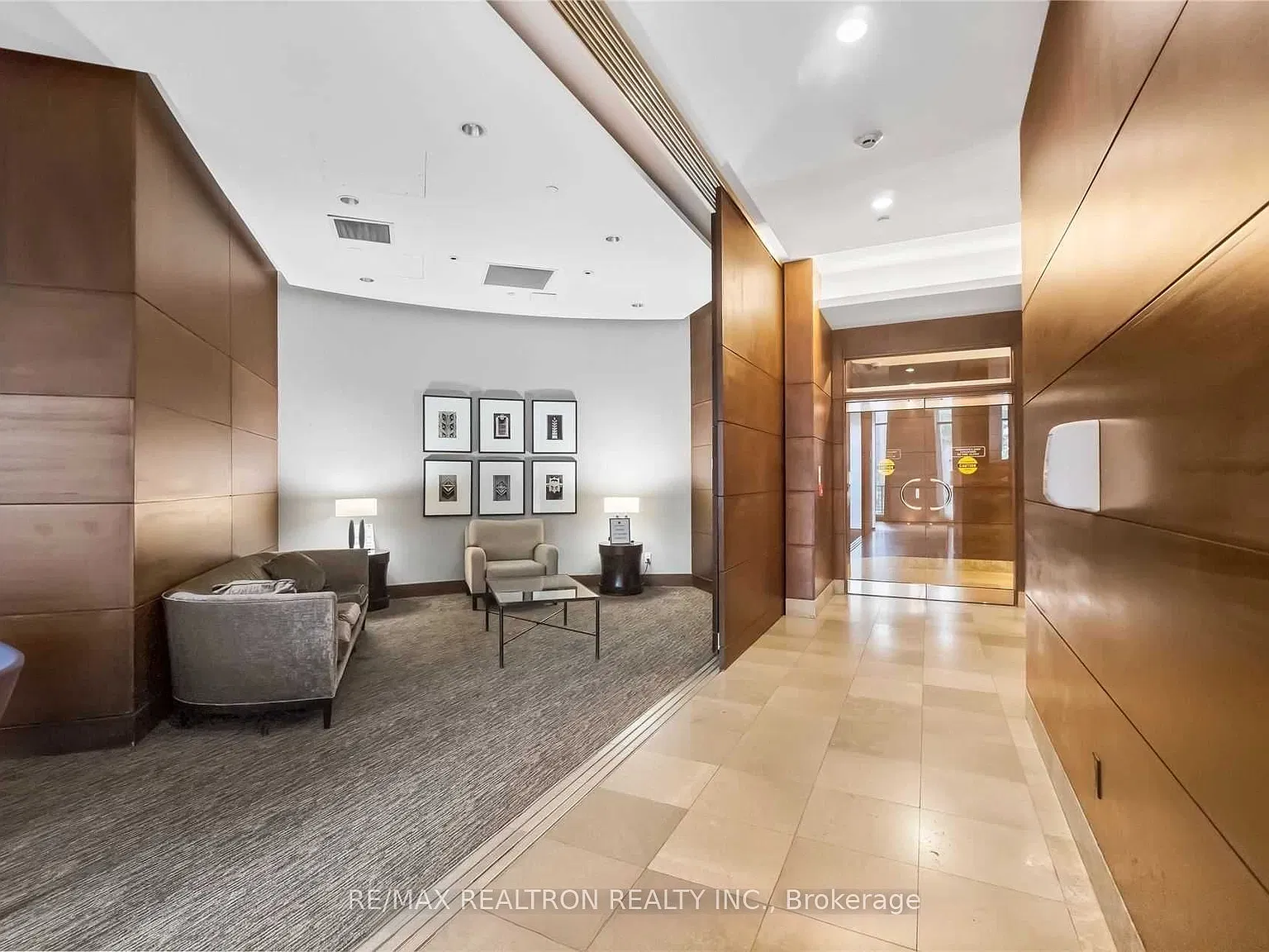 1 bed, $2,400 — Photo 4