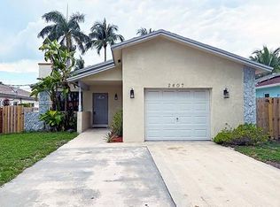 2607 Coolidge St, Hollywood, FL 33020