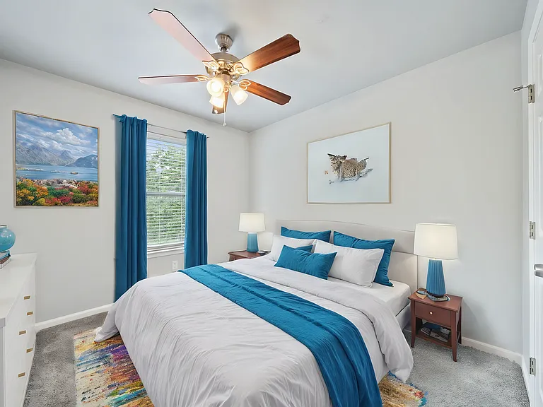 4612 Bennett Avenue — Photo 4
