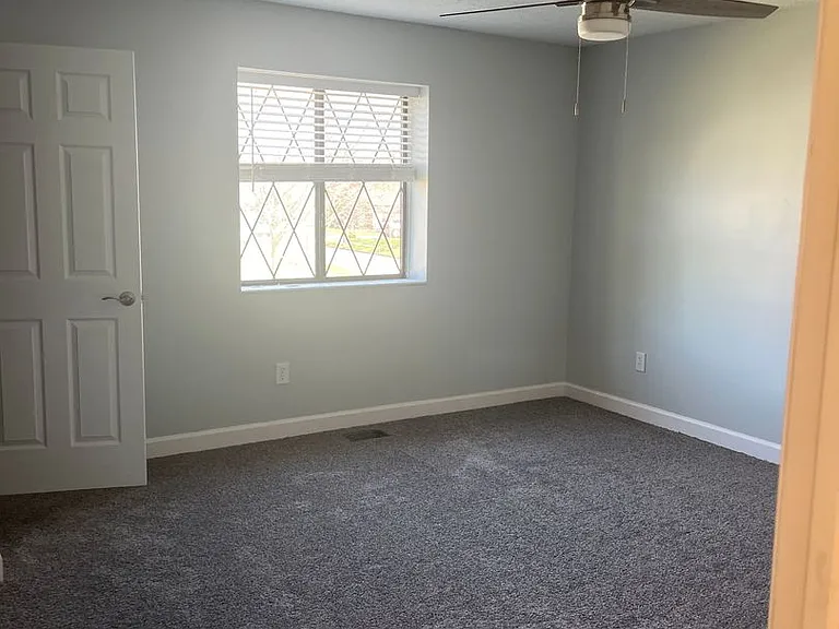 3240 Summerhill Ln — Photo 14