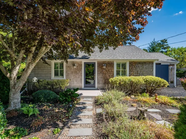 31 Pleasant Park Circle, Harwich, MA 02645