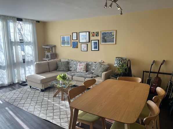 2605 S Indiana Ave UNIT 308