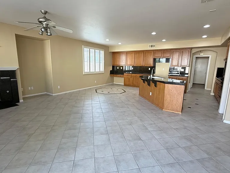 511 Paseo Burga — Photo 8