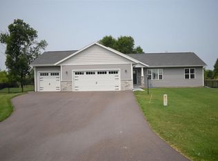 3865 Augusta Ct, Plover, WI 54467