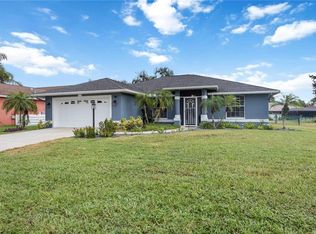 9002 69th Ave E, Palmetto, FL 34221