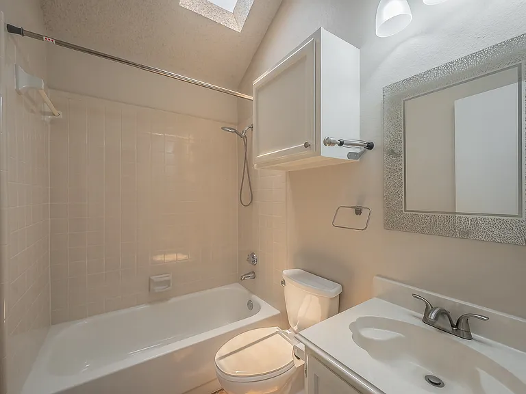 6402 Valleybrooke Ct — Photo 31