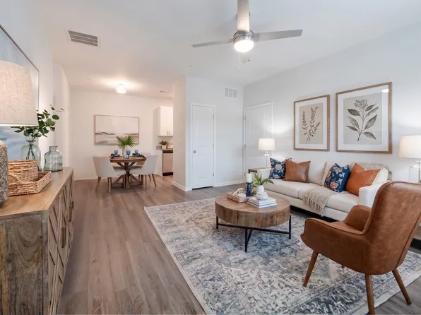 Meadows of Graham Apartments, 926 E Gilbreath St #930-200, Graham, NC 27253