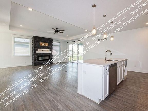 5th image of 1408 NW Spruce Dr