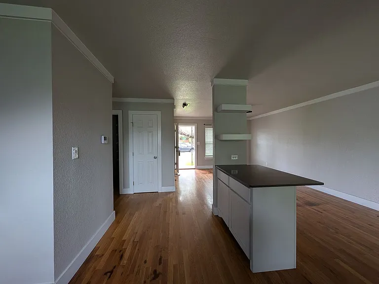 106 Woodland Ave — Photo 11