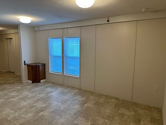 5th image of 2501 S Broadway Ave #26