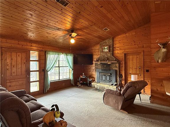 4th image of 671 Passman Rd