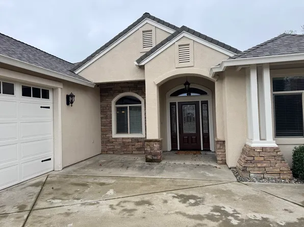 1170 Sunriver Ln, Redding, CA 96001