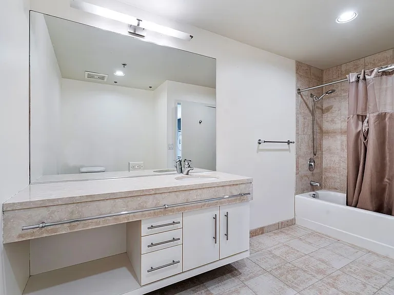 922 NW 11th Ave #509 — Photo 20