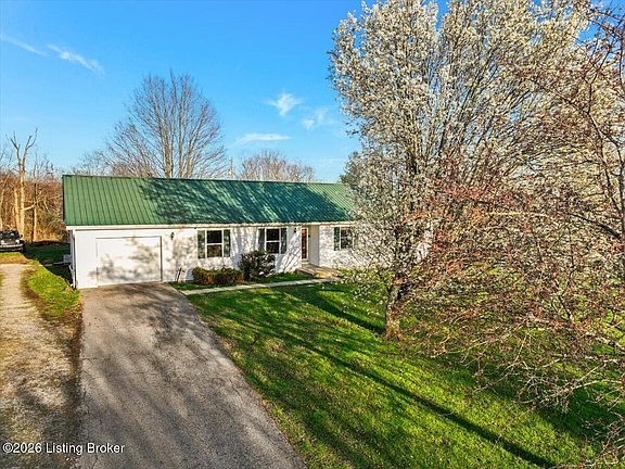 5th image of 1336 Tracy Rd