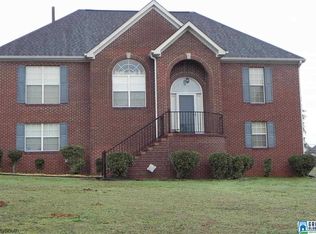 5483 Flint Hill Cir, Bessemer, AL 35022