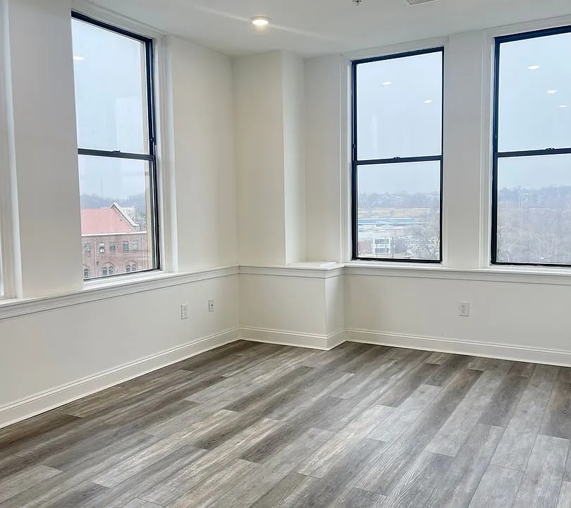 6800 Market Residential