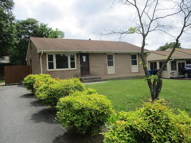 1st image of 4741 Nelms Ln NE