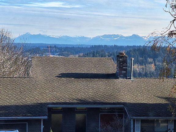 Nov 30, 2024 from the living room. A reasonably nice day.