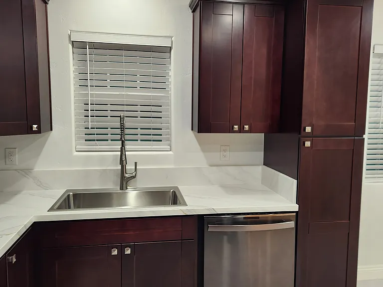 461 Smith Ave #A — Photo 5