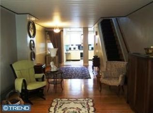 2831 S Iseminger St, Philadelphia, PA 19148