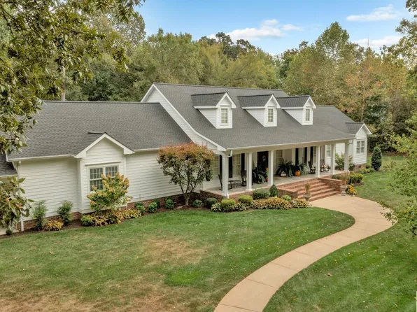 212 Furches Trl, Murray, KY 42071