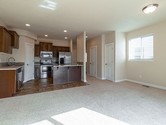 5th image of 7317 NE 56th St