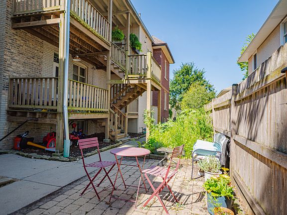 3rd image of 646 Adams St APT 1W