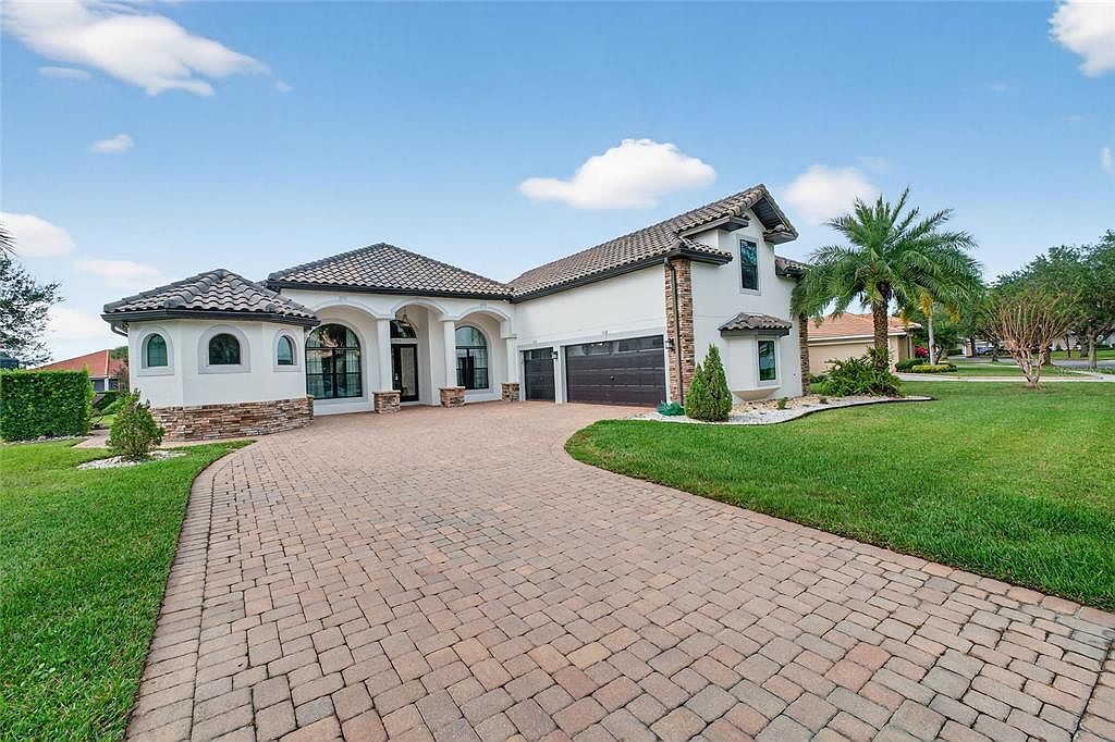 2776 Kissimmee Bay Cir