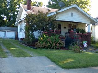 2119 Pine St, Murphysboro, IL 62966