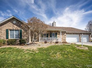 8716 Wildewood Dr, Worden, IL 62097