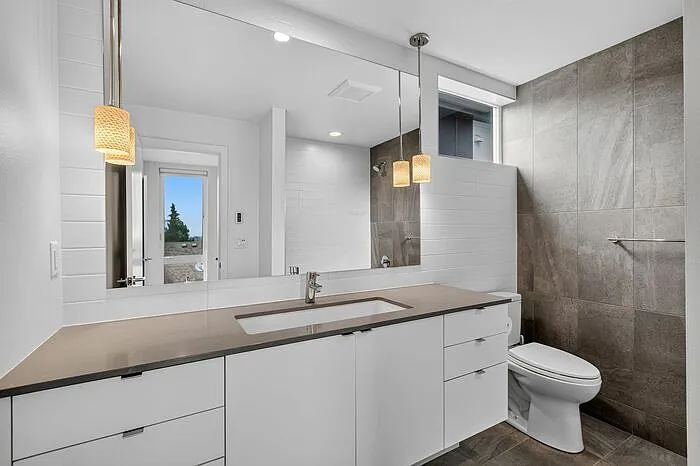 6710 36th Ave SW #B — Photo 25