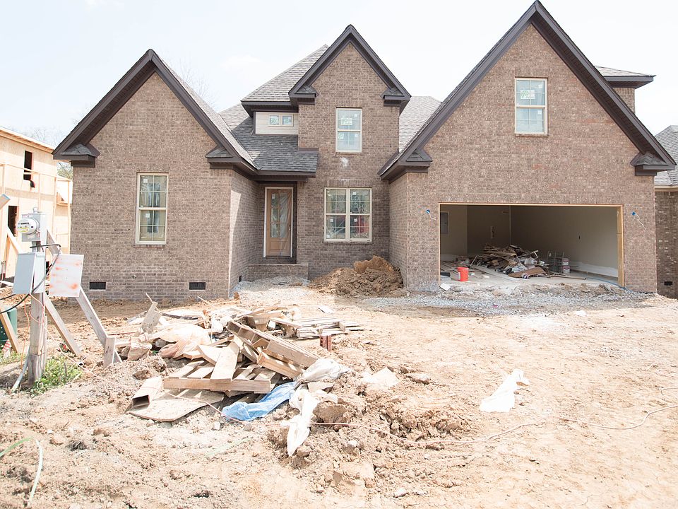 1st image of 111 Lake Harbor Dr