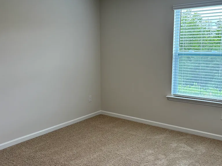 573 Sunfire St — Photo 17