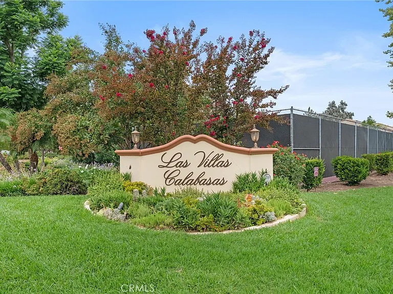 23034 Park Sorrento — Photo 11
