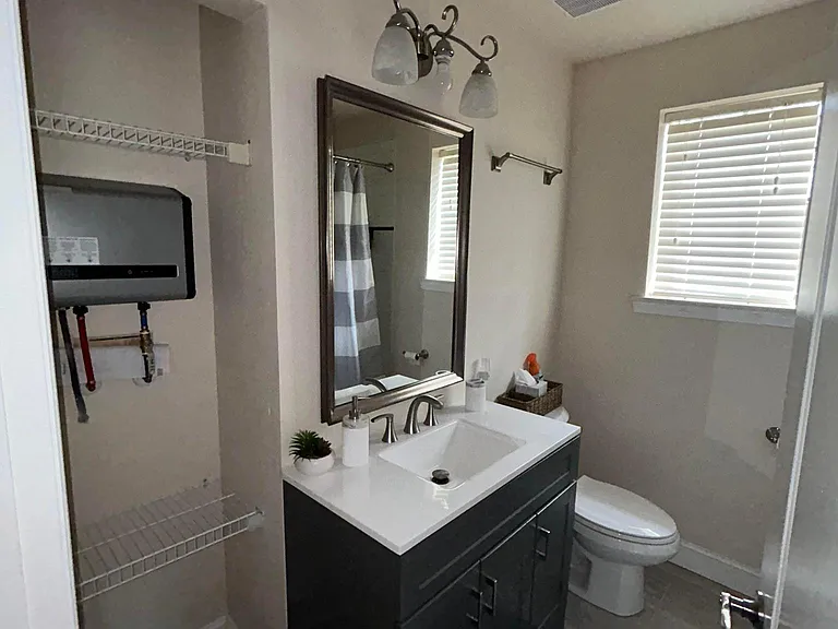 870 8th Ter W #4 — Photo 13