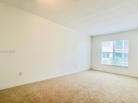 3rd image of 1209 Main St APT 315