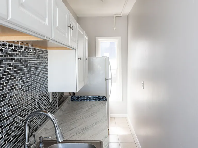 92 Green Hill Pkwy #2 — Photo 6